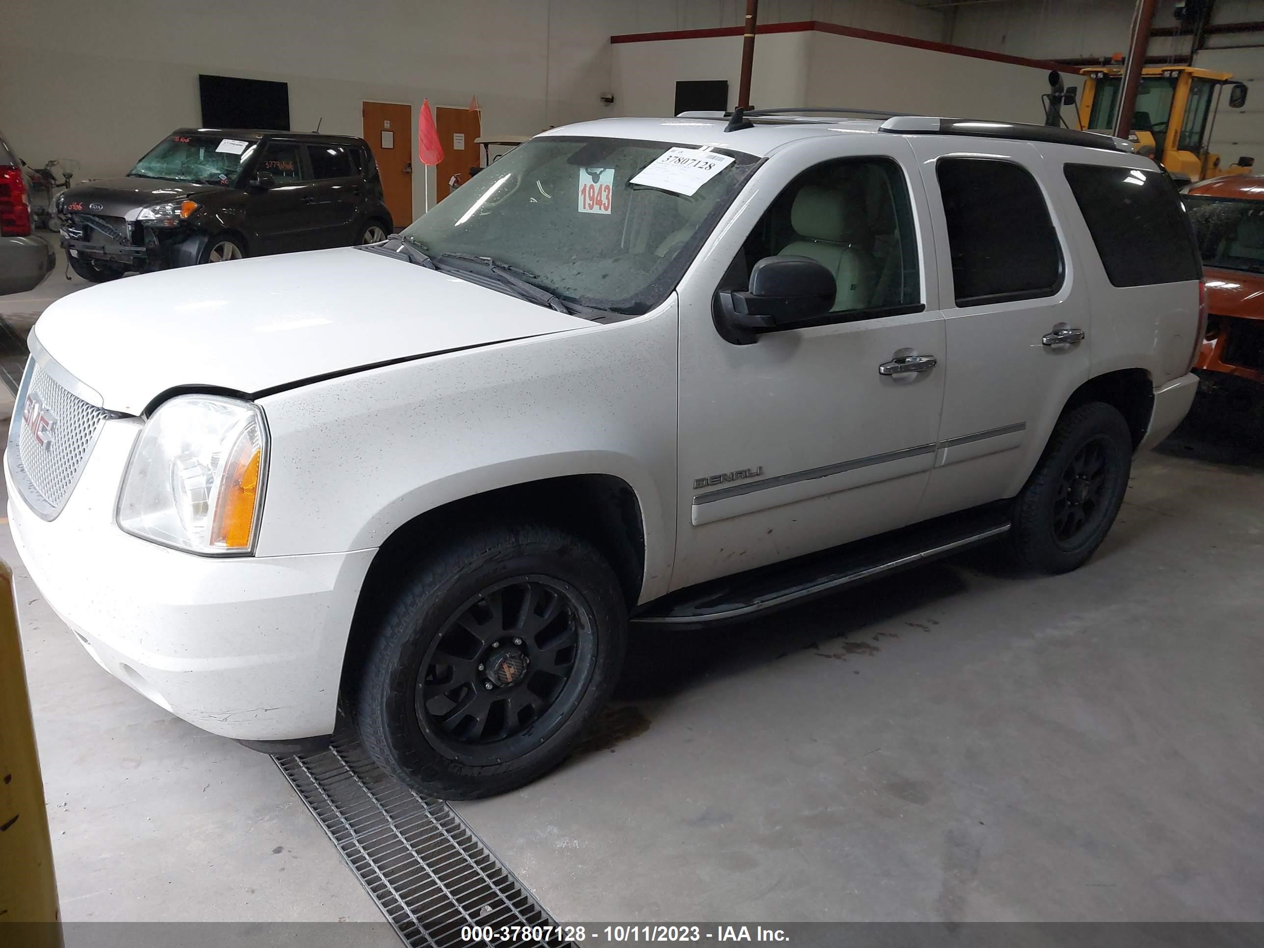 Photo 1 VIN: 1GKS2EEF0DR135417 - GMC YUKON 