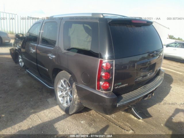 Photo 2 VIN: 1GKS2EEF2BR279886 - GMC YUKON 