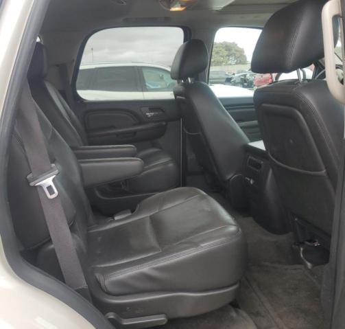 Photo 10 VIN: 1GKS2EEF2DR280880 - GMC YUKON DENA 