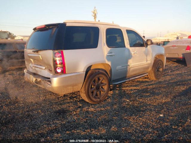 Photo 3 VIN: 1GKS2EEF4DR217571 - GMC YUKON 