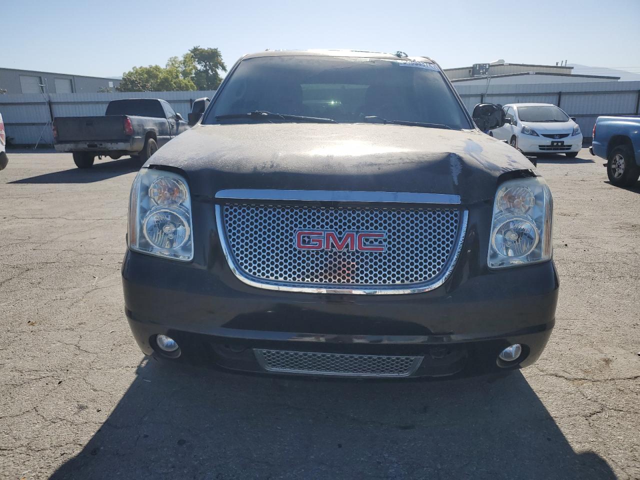 Photo 4 VIN: 1GKS2EEF4DR308808 - GMC YUKON 