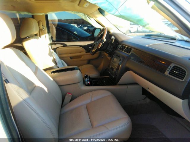 Photo 4 VIN: 1GKS2EEF5DR159485 - GMC YUKON 