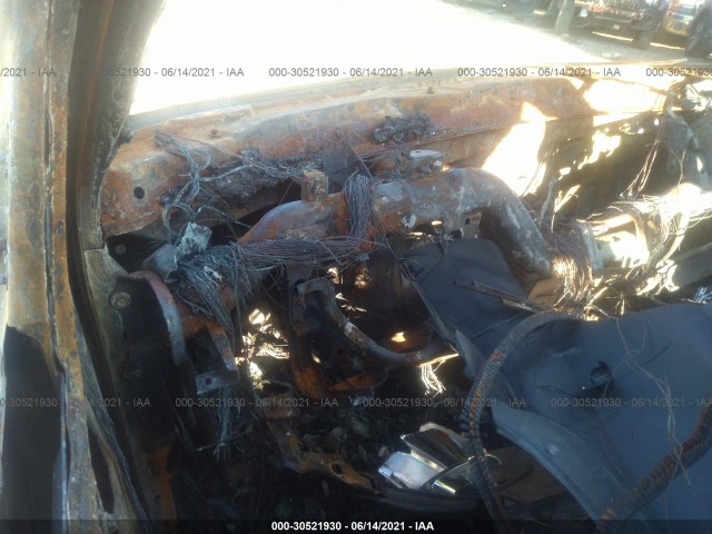 Photo 6 VIN: 1GKS2EEF6BR216340 - GMC YUKON 