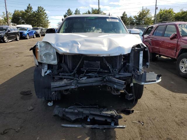 Photo 4 VIN: 1GKS2EEF6BR334209 - GMC YUKON 