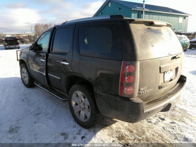 Photo 2 VIN: 1GKS2EEF7BR180397 - GMC YUKON 