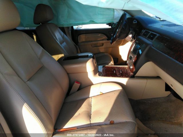 Photo 4 VIN: 1GKS2EEF7BR180397 - GMC YUKON 