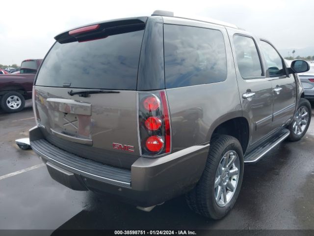 Photo 3 VIN: 1GKS2EEF7BR398694 - GMC YUKON 