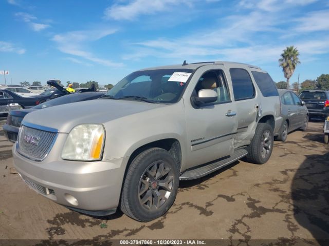 Photo 1 VIN: 1GKS2EEF9BR139544 - GMC YUKON 