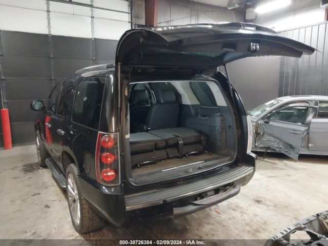 Photo 2 VIN: 1GKS2EEF9BR251549 - GMC YUKON 