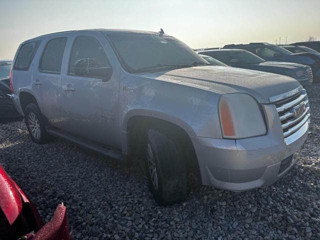 Photo 3 VIN: 1GKS2FEJXCR240328 - GMC YUKON HYBR 