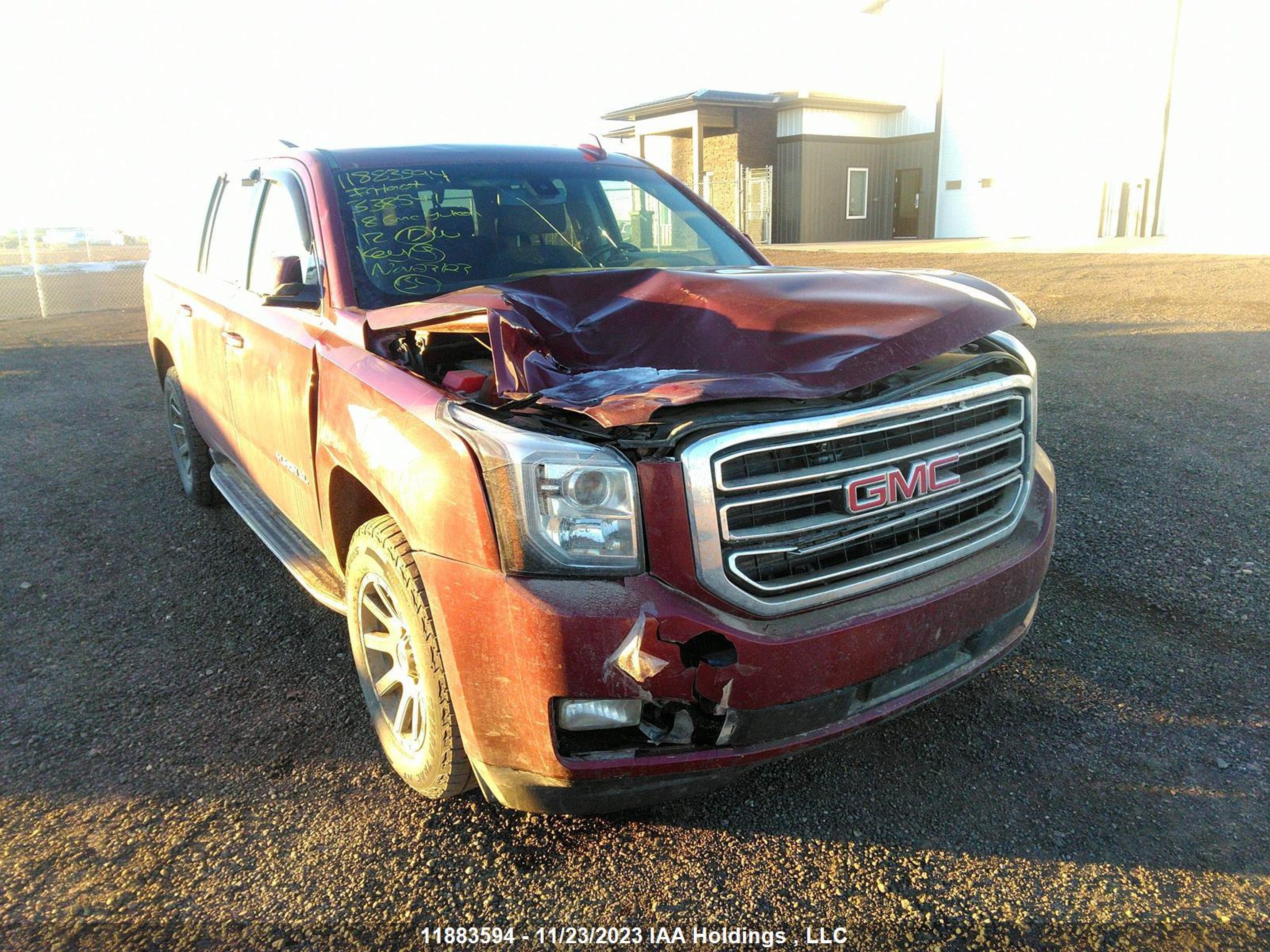 Photo 5 VIN: 1GKS2FKC3JR338541 - GMC YUKON 