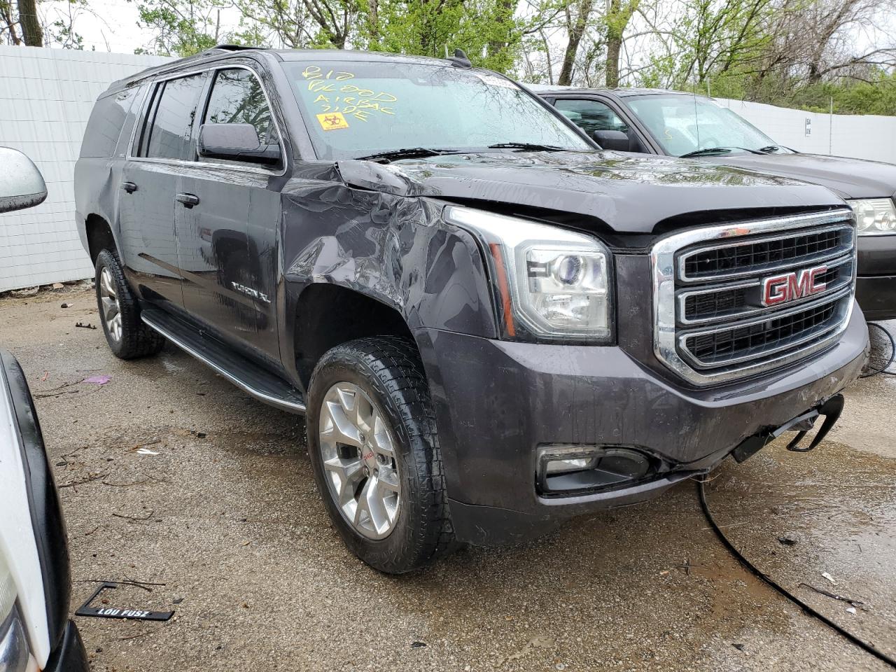 Photo 3 VIN: 1GKS2FKC4GR379205 - GMC YUKON 