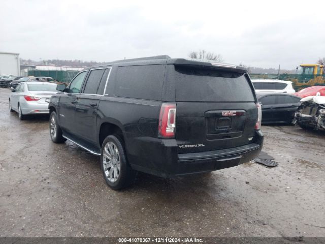 Photo 2 VIN: 1GKS2FKC7HR320005 - GMC YUKON XL 