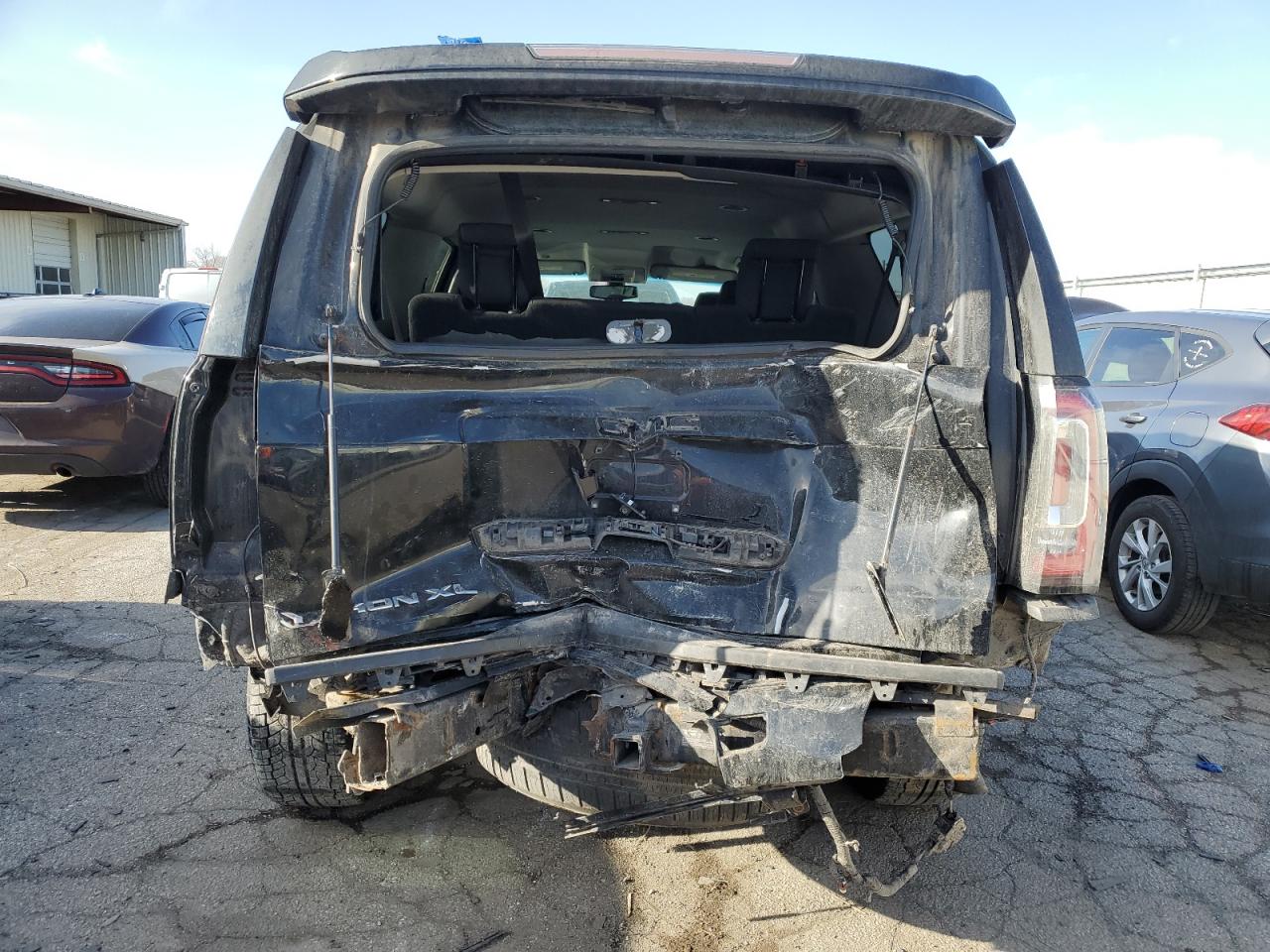 Photo 5 VIN: 1GKS2FKCXGR391200 - GMC YUKON 