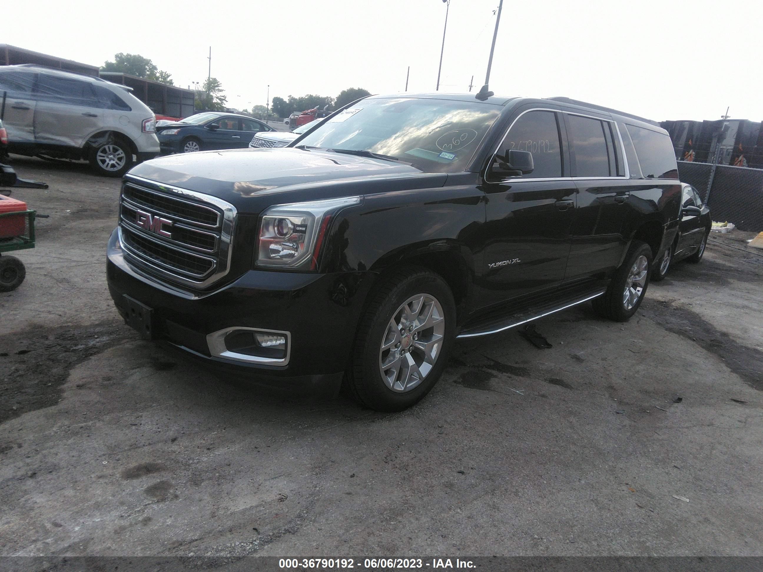 Photo 1 VIN: 1GKS2FKCXGR401420 - GMC YUKON 