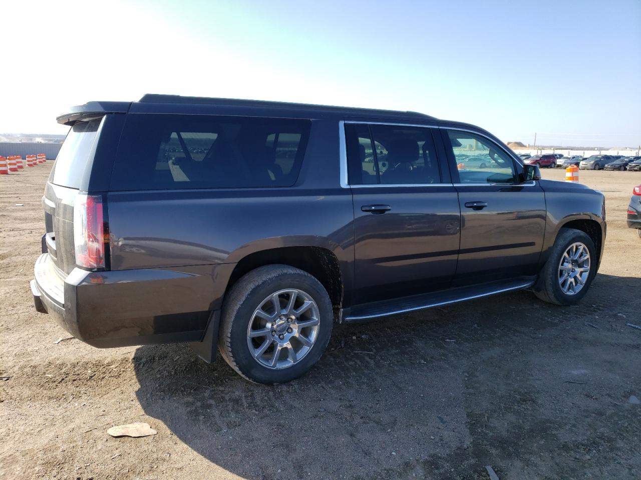 Photo 2 VIN: 1GKS2GKC2GR246528 - GMC YUKON 