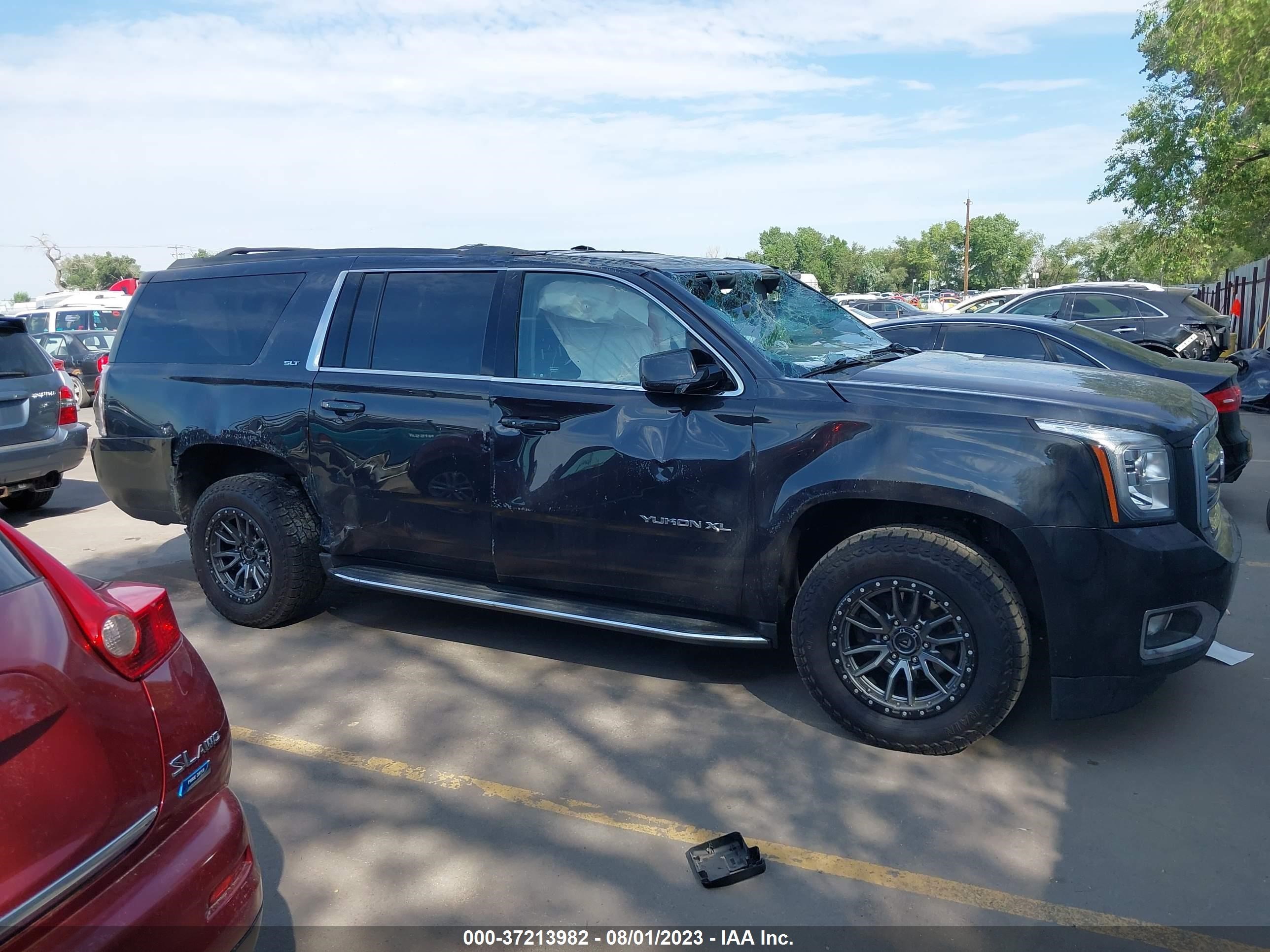 Photo 11 VIN: 1GKS2GKC2LR160890 - GMC YUKON 