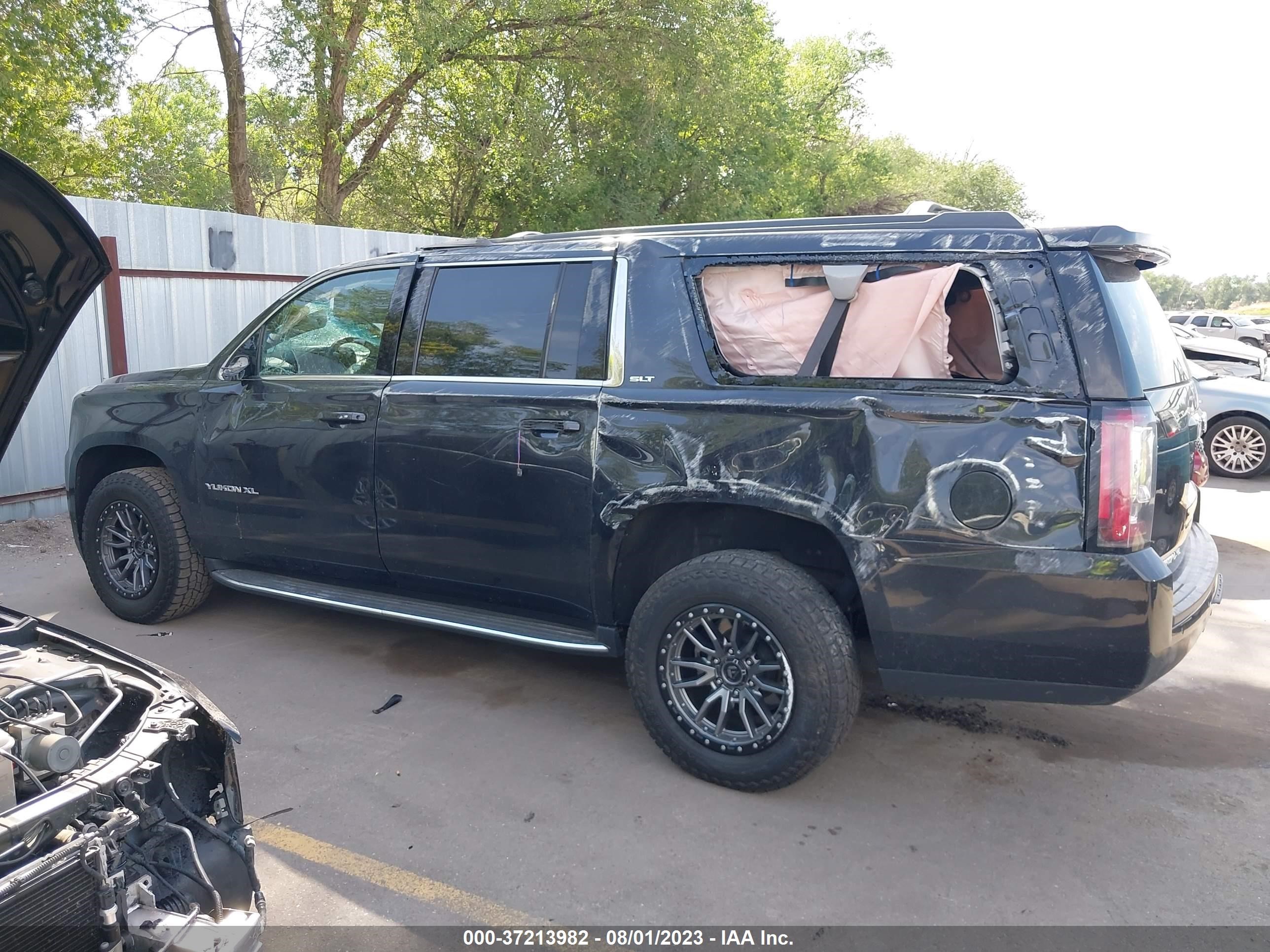 Photo 12 VIN: 1GKS2GKC2LR160890 - GMC YUKON 