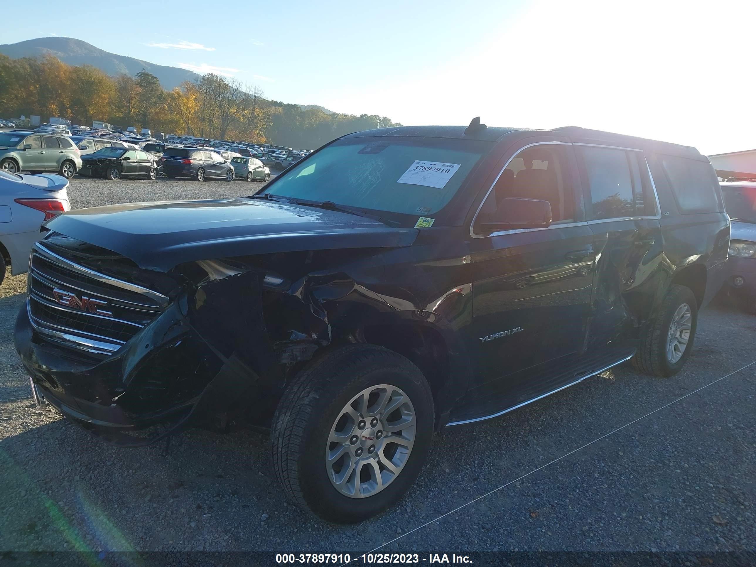 Photo 5 VIN: 1GKS2GKC5KR316791 - GMC YUKON XL 