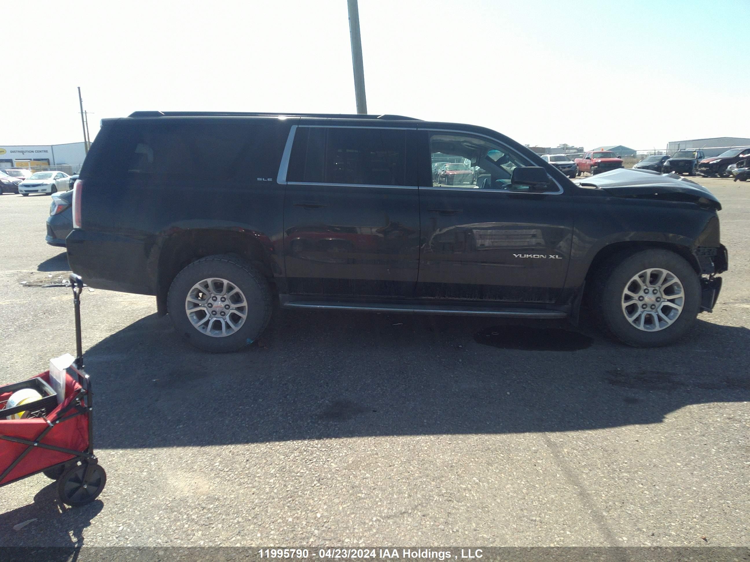 Photo 12 VIN: 1GKS2GKC6FR241976 - GMC YUKON 