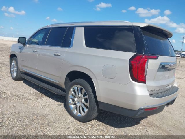 Photo 2 VIN: 1GKS2GKD4NR159803 - GMC YUKON XL 