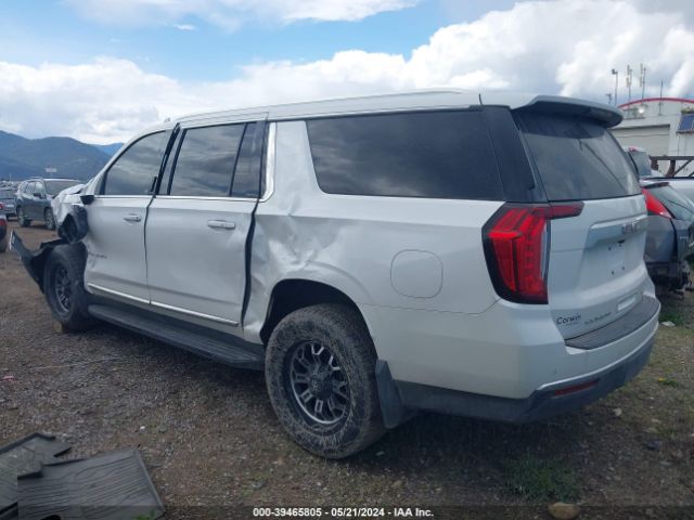 Photo 2 VIN: 1GKS2GKD5NR151497 - GMC YUKON XL 