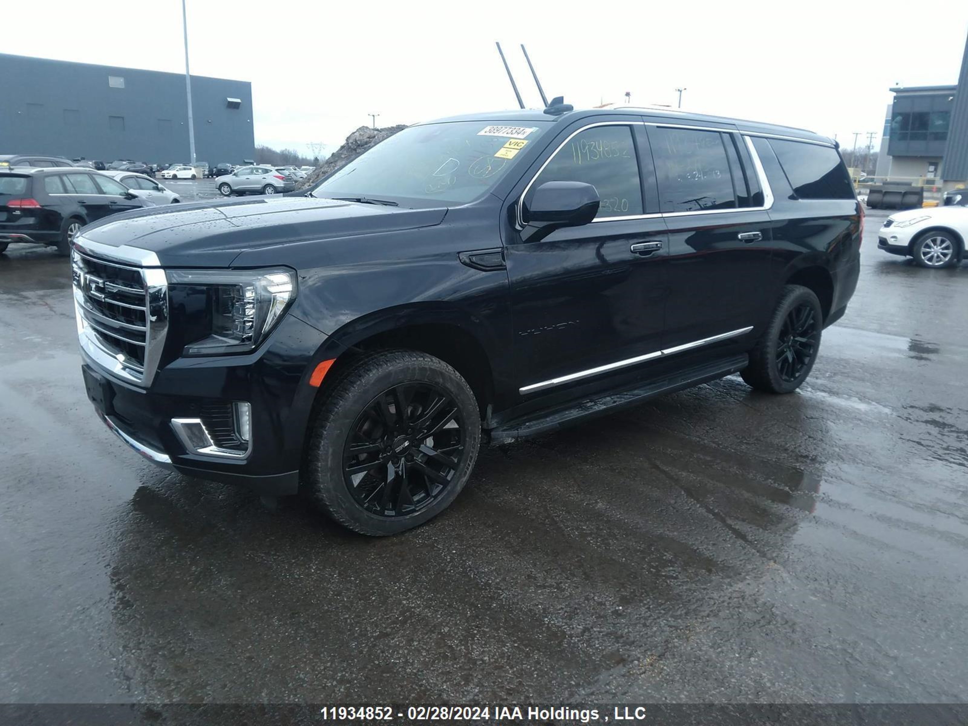 Photo 1 VIN: 1GKS2GKD7NR271320 - GMC YUKON 