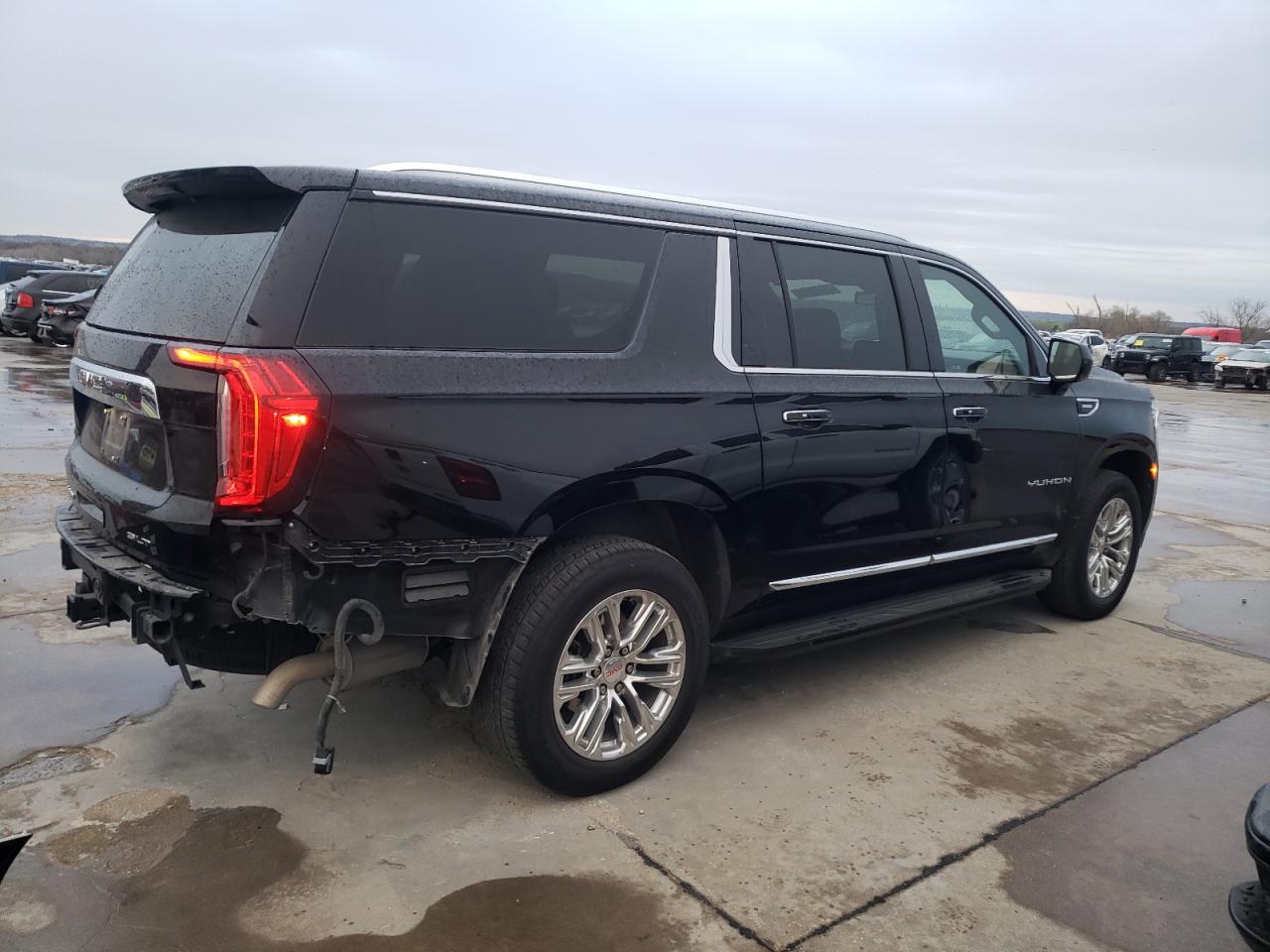 Photo 2 VIN: 1GKS2GKT4PR237250 - GMC YUKON 