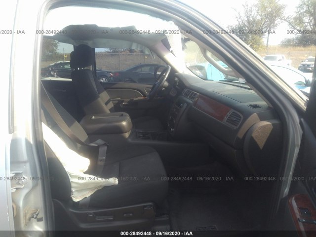 Photo 4 VIN: 1GKS2HE33BR245768 - GMC YUKON XL 