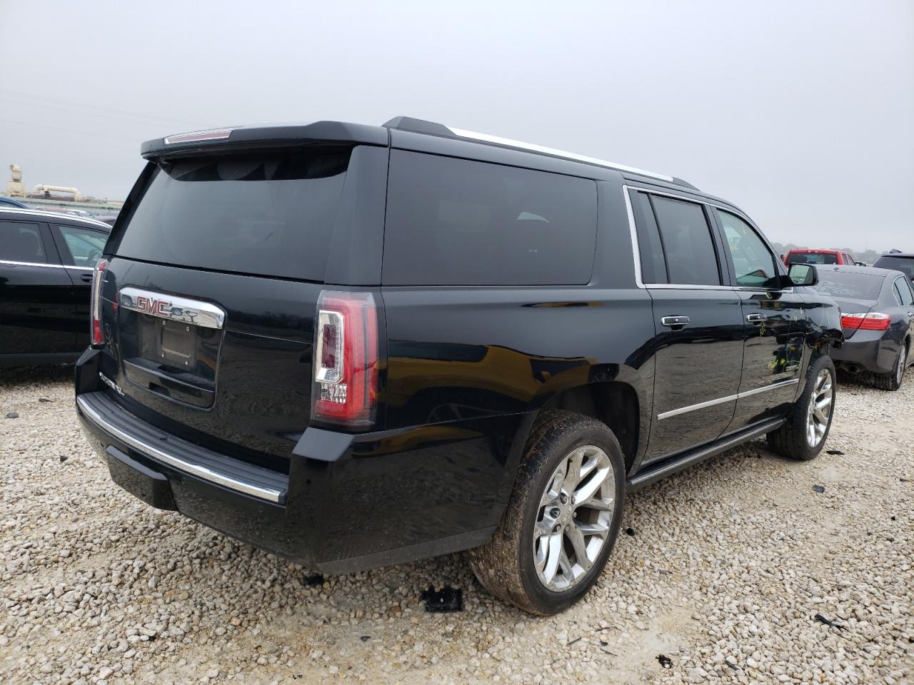 Photo 2 VIN: 1GKS2HKJ3KR379439 - GMC YUKON 