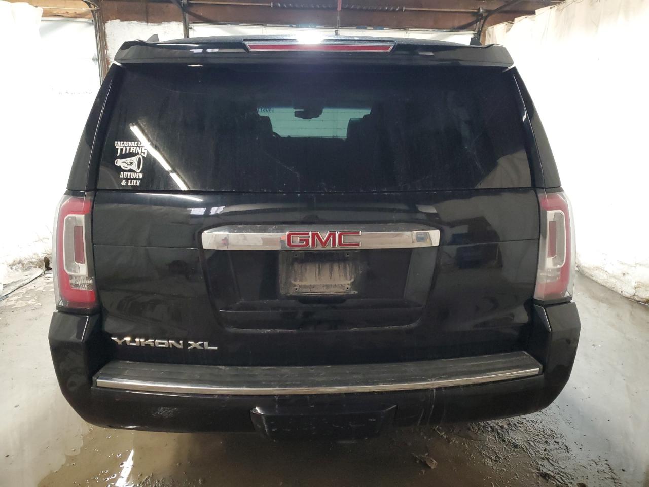 Photo 5 VIN: 1GKS2HKJ5HR295678 - GMC YUKON 