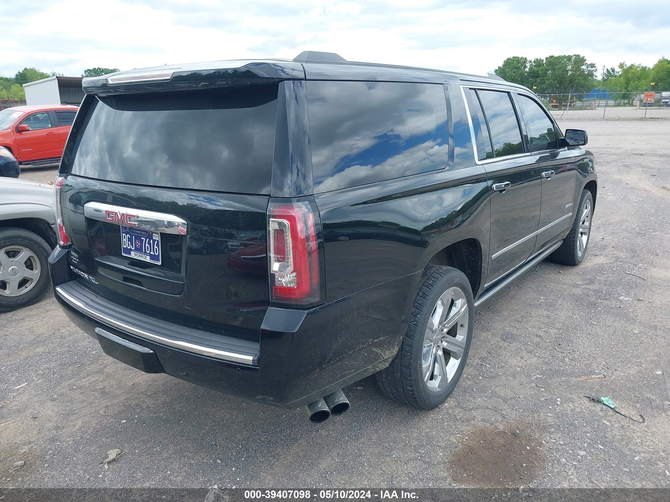 Photo 3 VIN: 1GKS2HKJ7GR286480 - GMC YUKON 