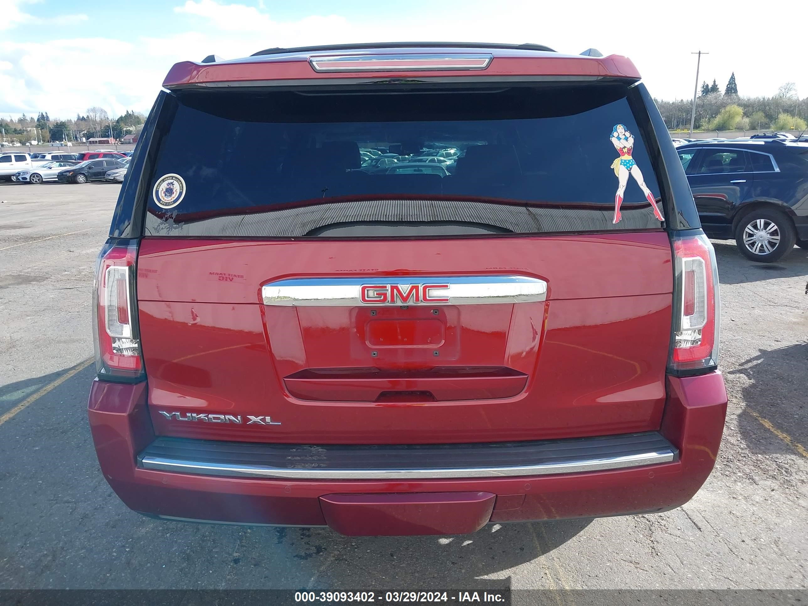 Photo 15 VIN: 1GKS2HKJXHR256231 - GMC YUKON XL 