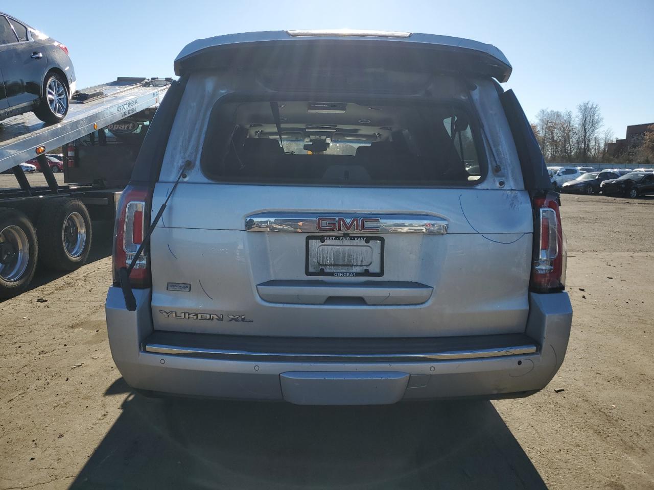 Photo 5 VIN: 1GKS2JKJ3FR162907 - GMC YUKON 