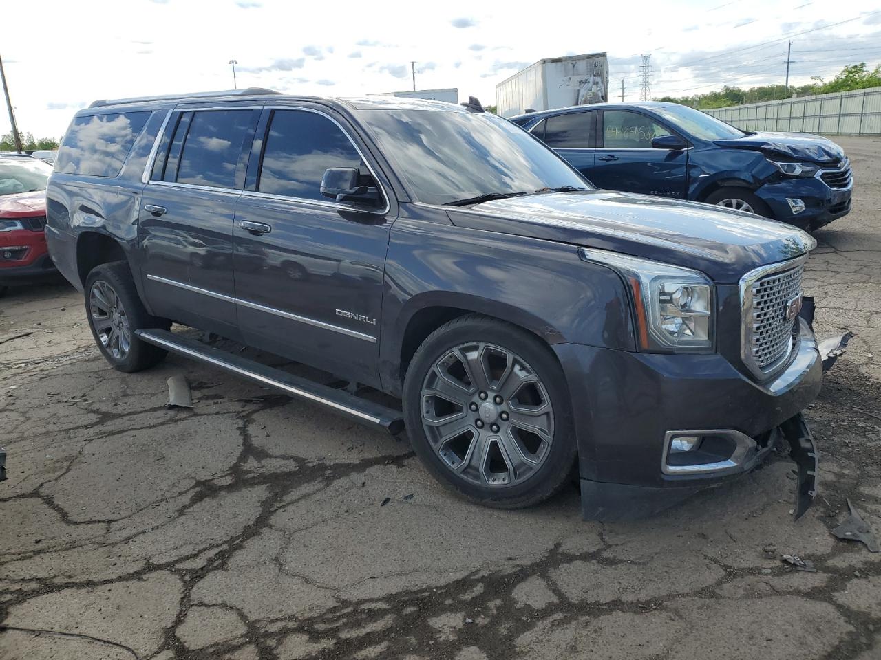 Photo 3 VIN: 1GKS2JKJ3FR502220 - GMC YUKON 