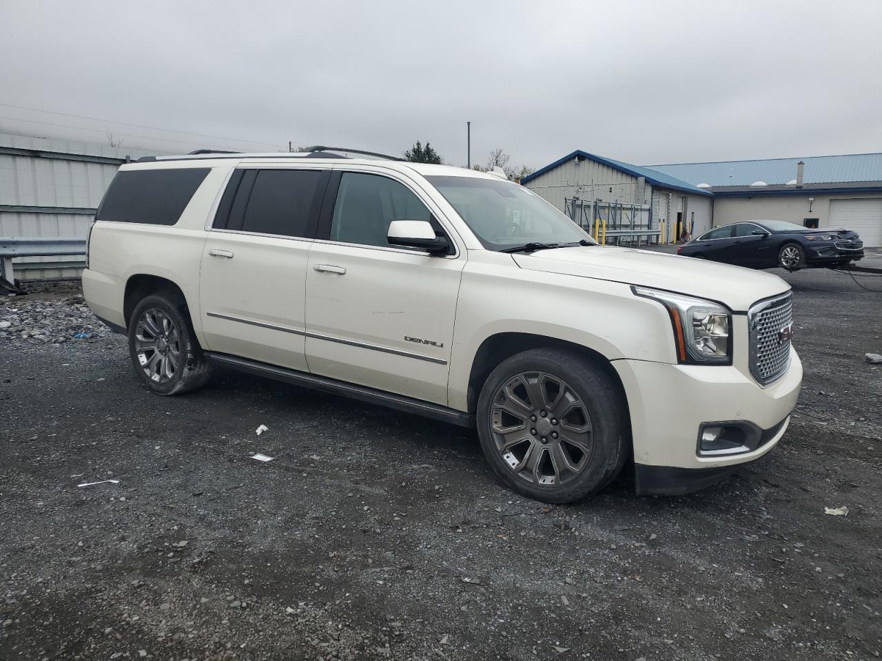 Photo 3 VIN: 1GKS2JKJ3FR649038 - GMC YUKON 