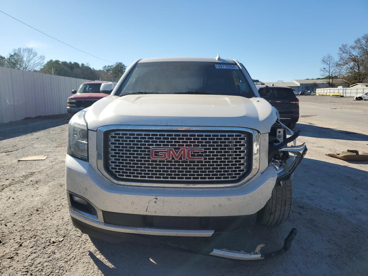 Photo 4 VIN: 1GKS2JKJ5FR537826 - GMC YUKON 