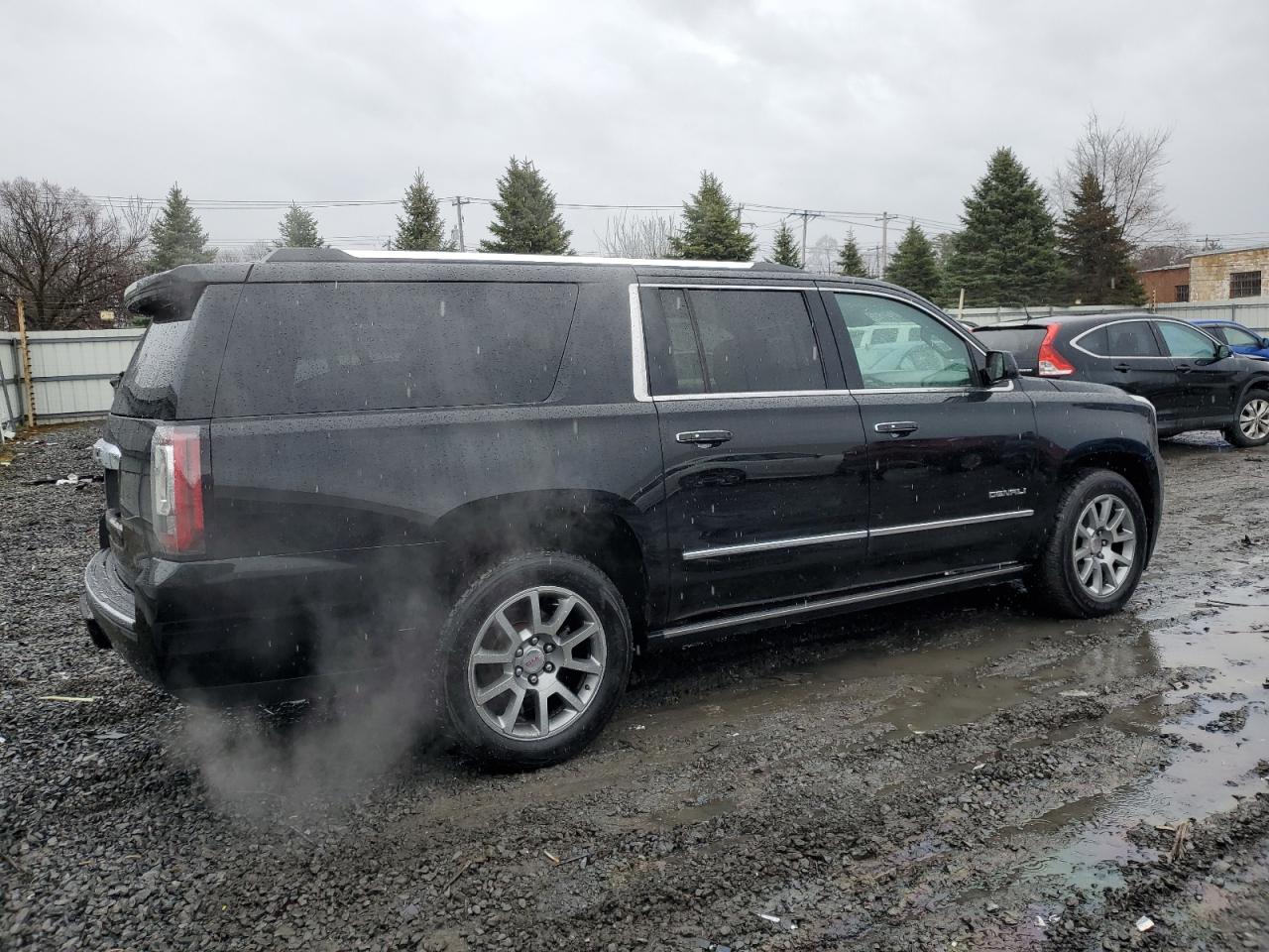 Photo 2 VIN: 1GKS2JKJ7FR732844 - GMC YUKON 