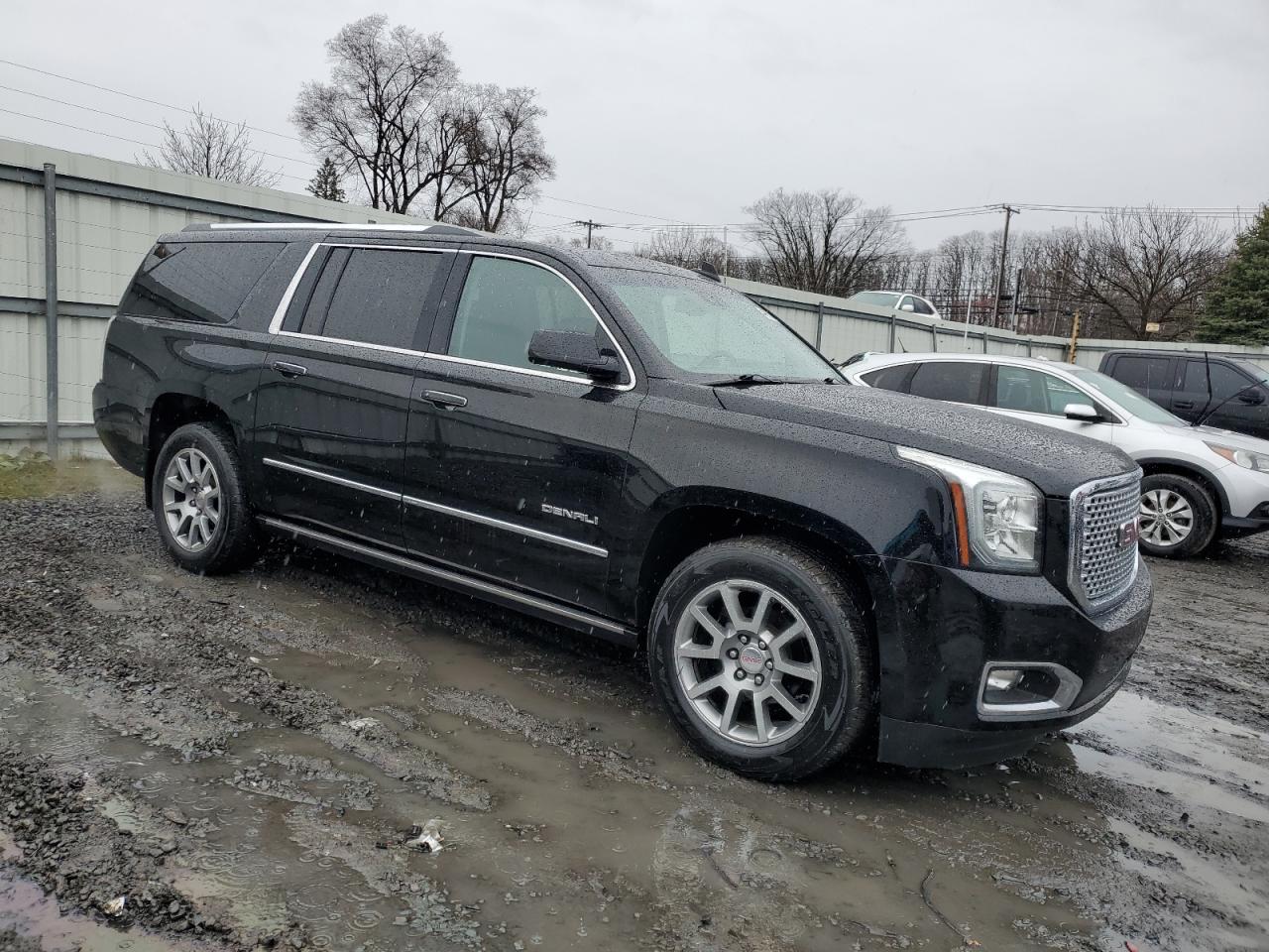 Photo 3 VIN: 1GKS2JKJ7FR732844 - GMC YUKON 