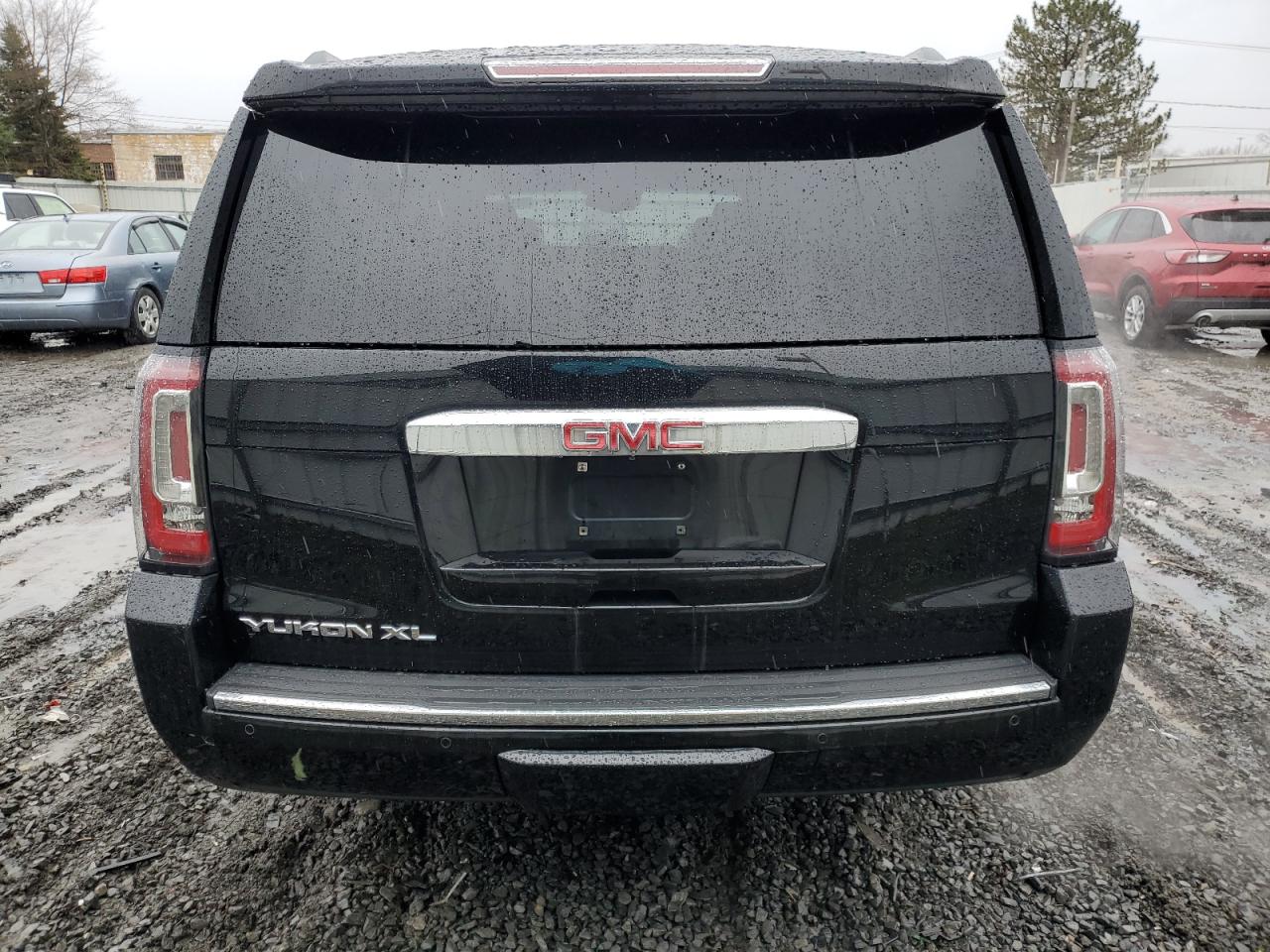 Photo 5 VIN: 1GKS2JKJ7FR732844 - GMC YUKON 