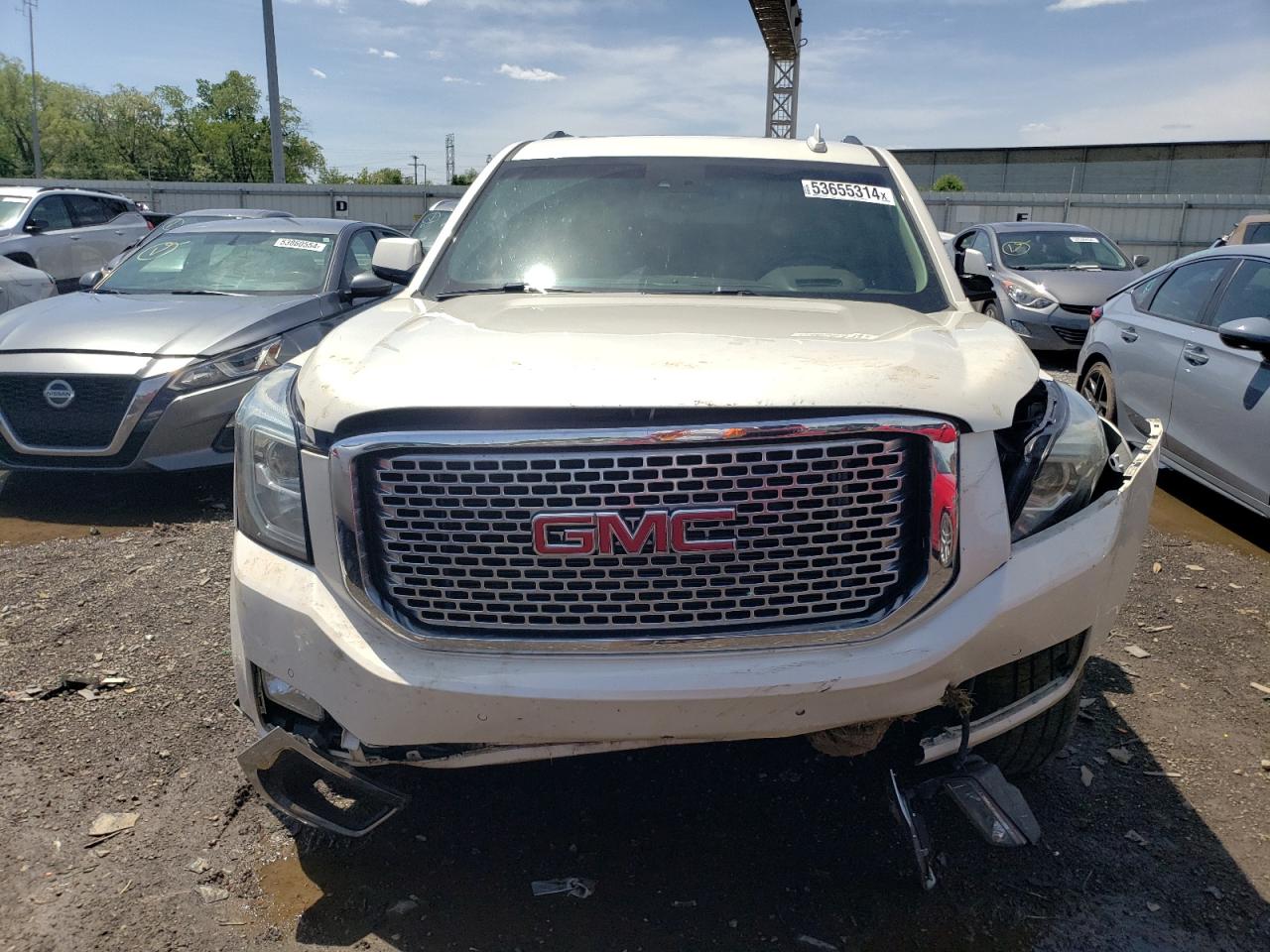 Photo 4 VIN: 1GKS2JKJ8FR701635 - GMC YUKON 