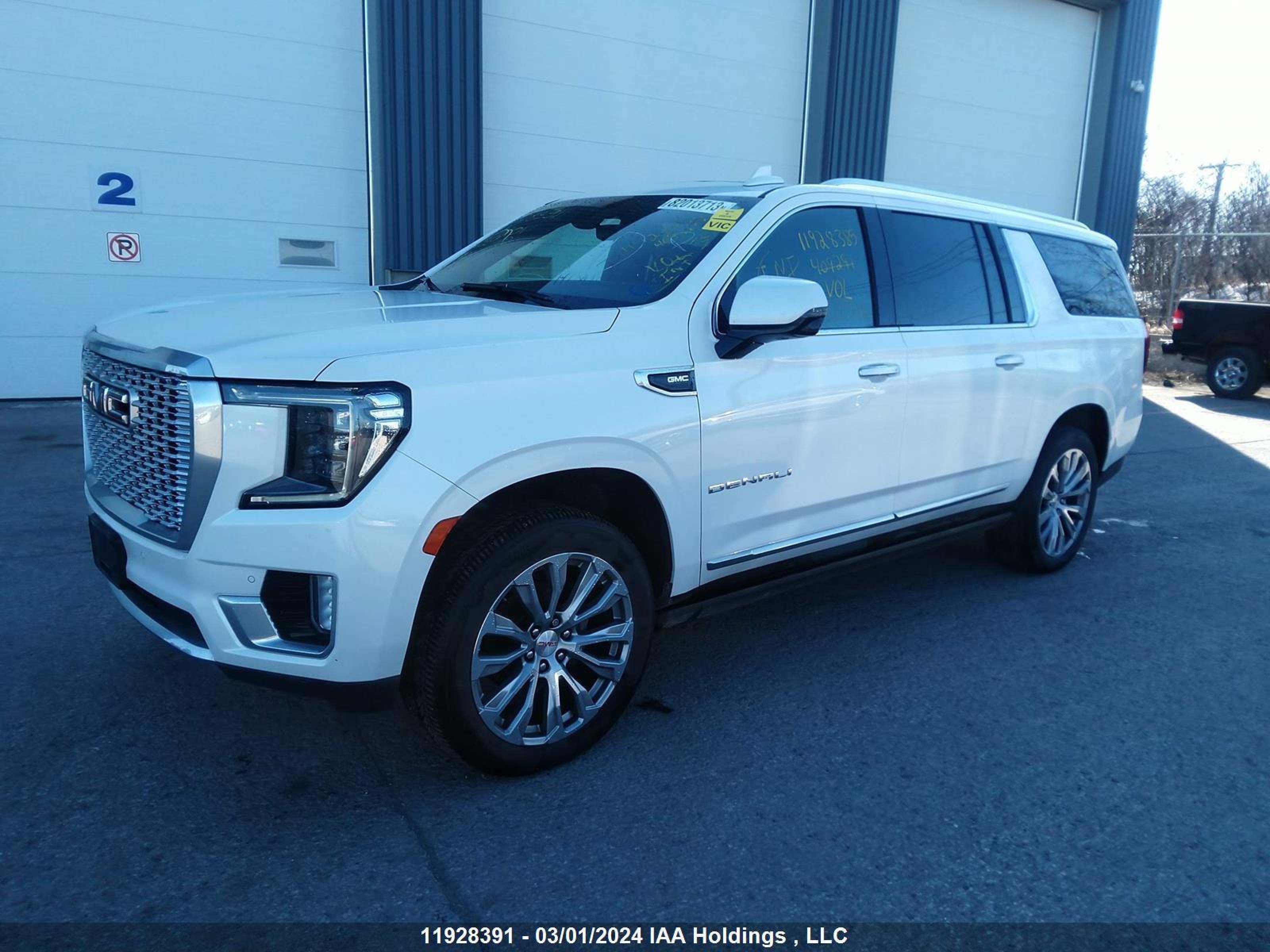 Photo 1 VIN: 1GKS2JKL1MR239112 - GMC YUKON 