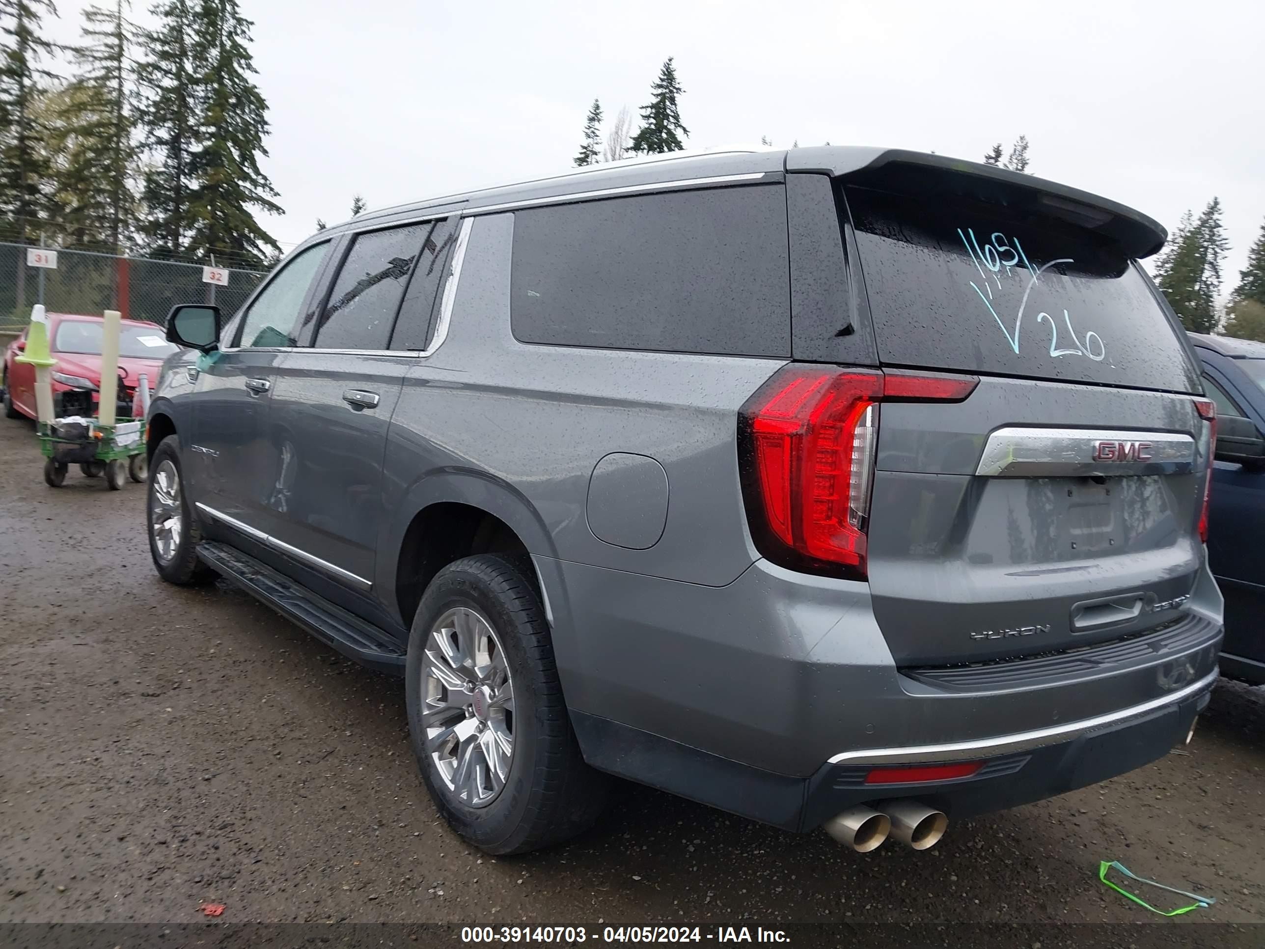 Photo 2 VIN: 1GKS2JKL1NR208671 - GMC YUKON 