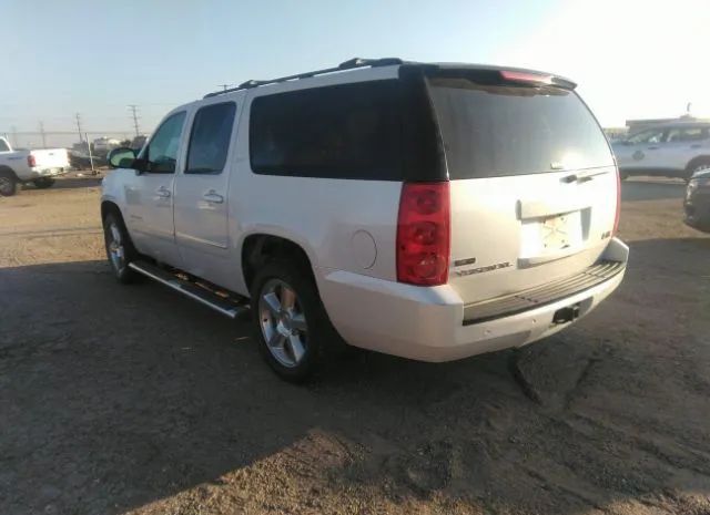 Photo 2 VIN: 1GKS2KE33BR181227 - GMC YUKON 