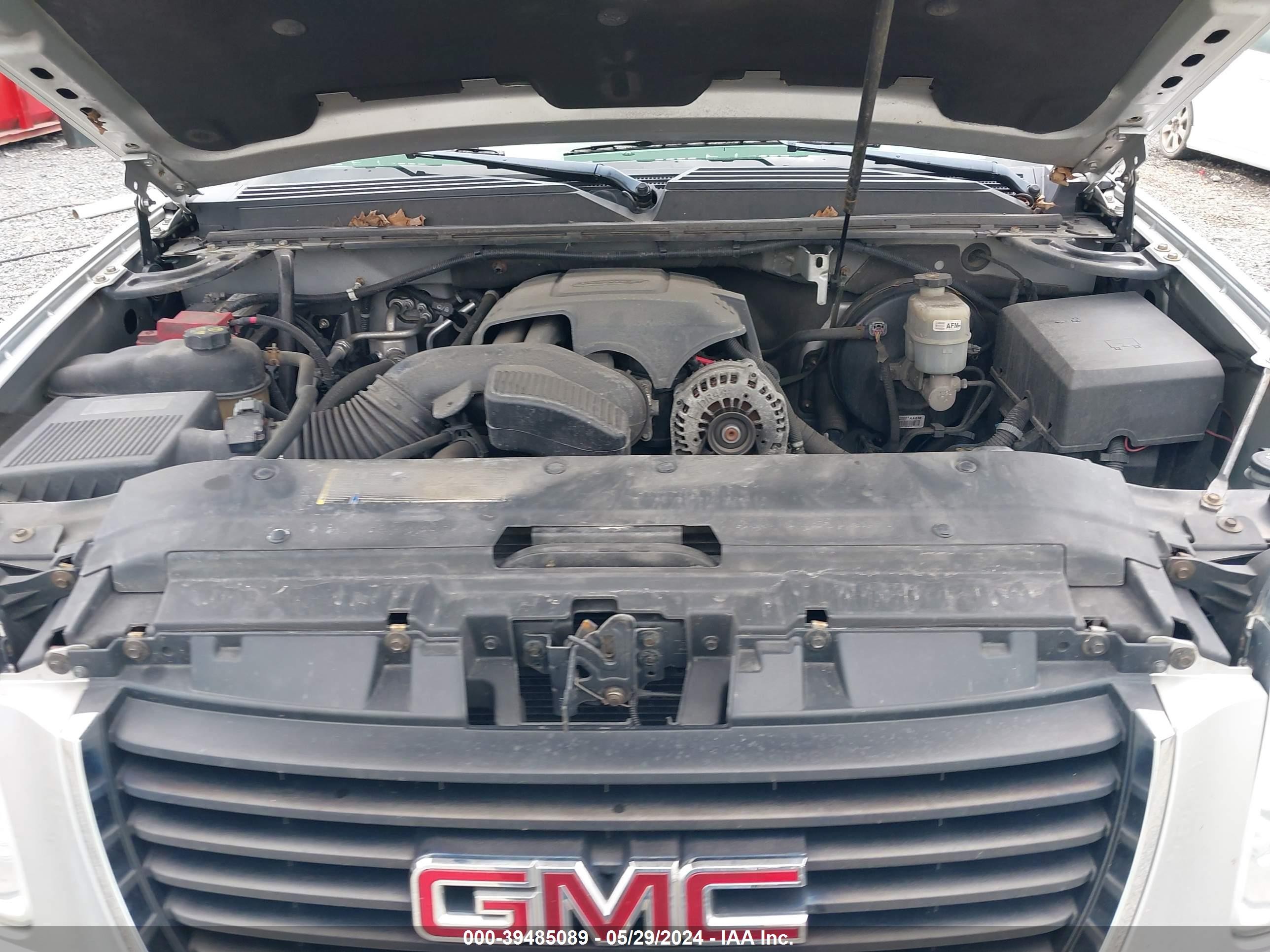 Photo 9 VIN: 1GKS2KE33BR221662 - GMC NULL 