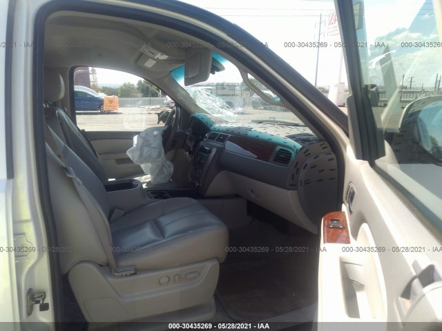 Photo 4 VIN: 1GKS2KE34BR210041 - GMC YUKON XL 