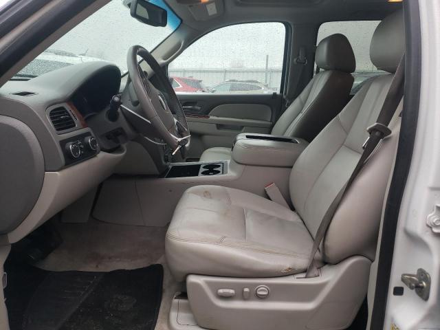 Photo 6 VIN: 1GKS2KE34BR225011 - GMC YUKON 