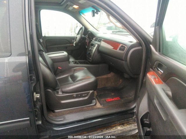 Photo 4 VIN: 1GKS2KE34BR369321 - GMC YUKON XL 1500 