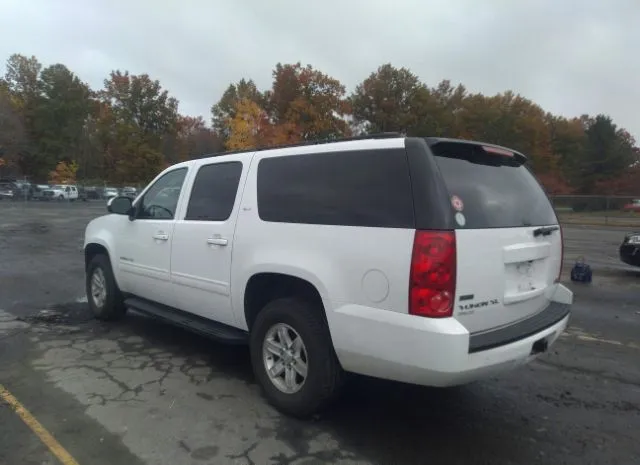 Photo 2 VIN: 1GKS2KE39BR357715 - GMC YUKON XL 