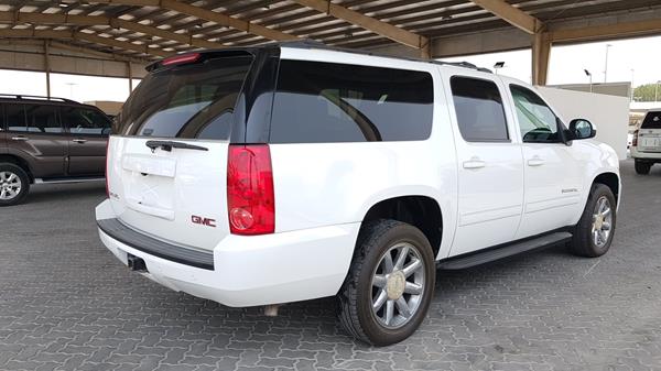 Photo 9 VIN: 1GKS2KE76DR100839 - GMC YUKON 